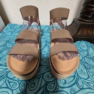 Women's Tan Platform Sandals
